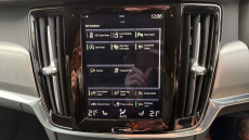 Volvo V90 2.0 T4 Momentum Plus 5dr Geartronic Petrol Estate